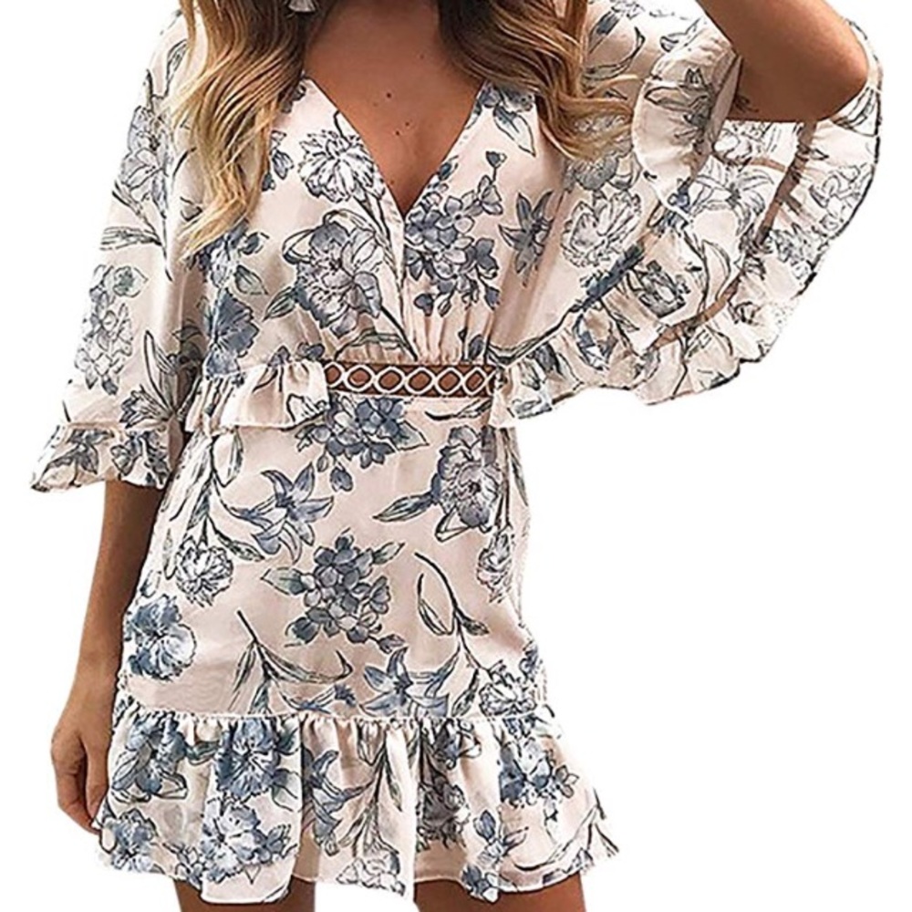 Batwing Dress with Cutout and Open back